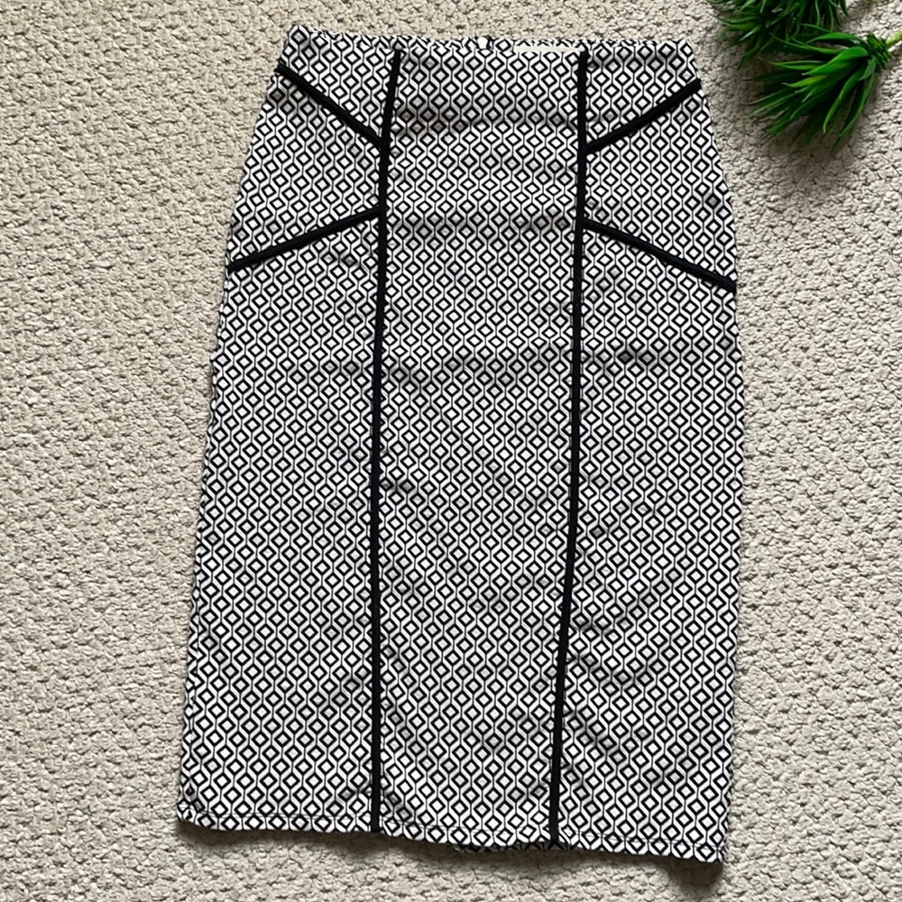 Faith and joy patterned skirt S